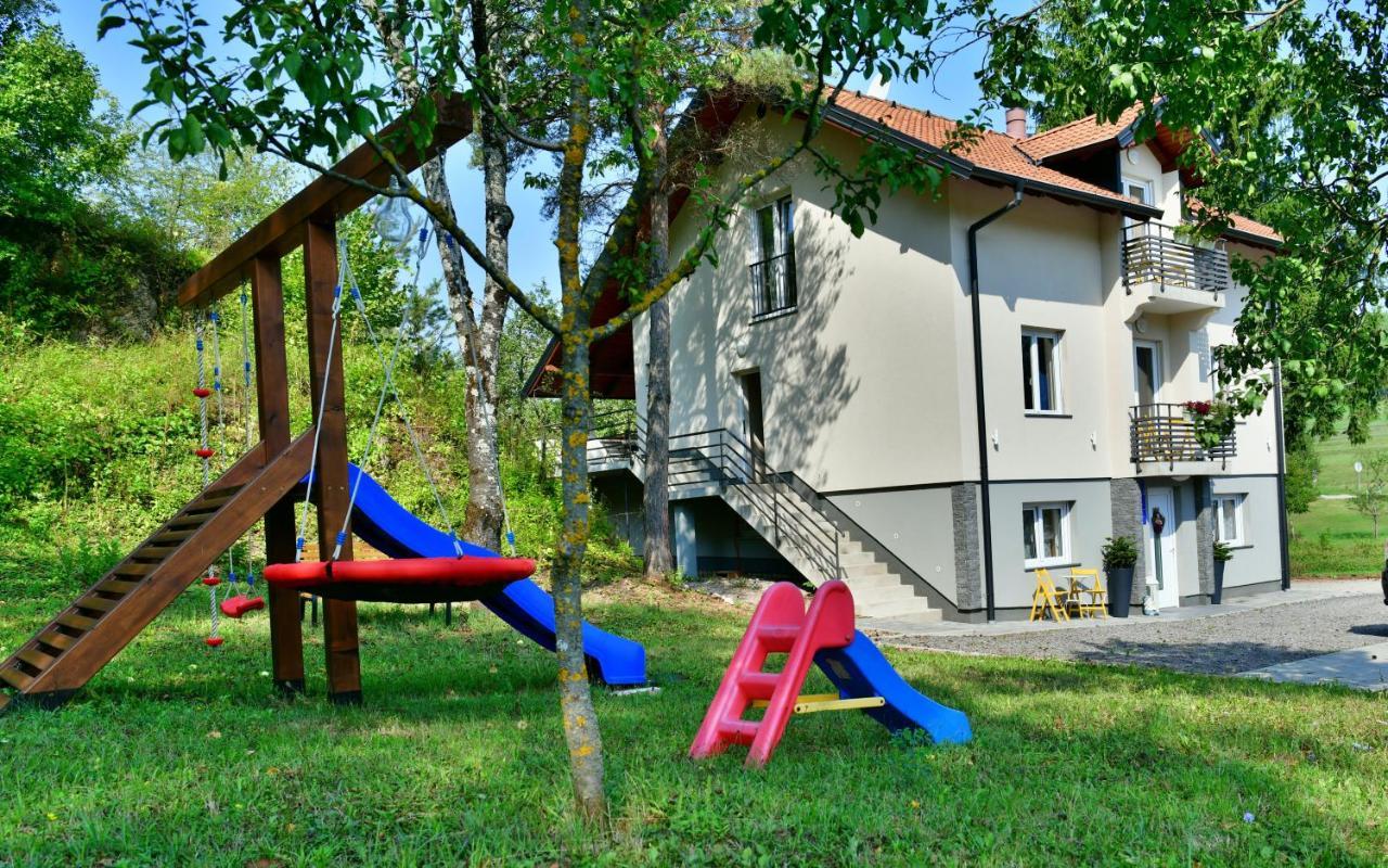 Apartmani Zagi Rakovica Kültér fotó