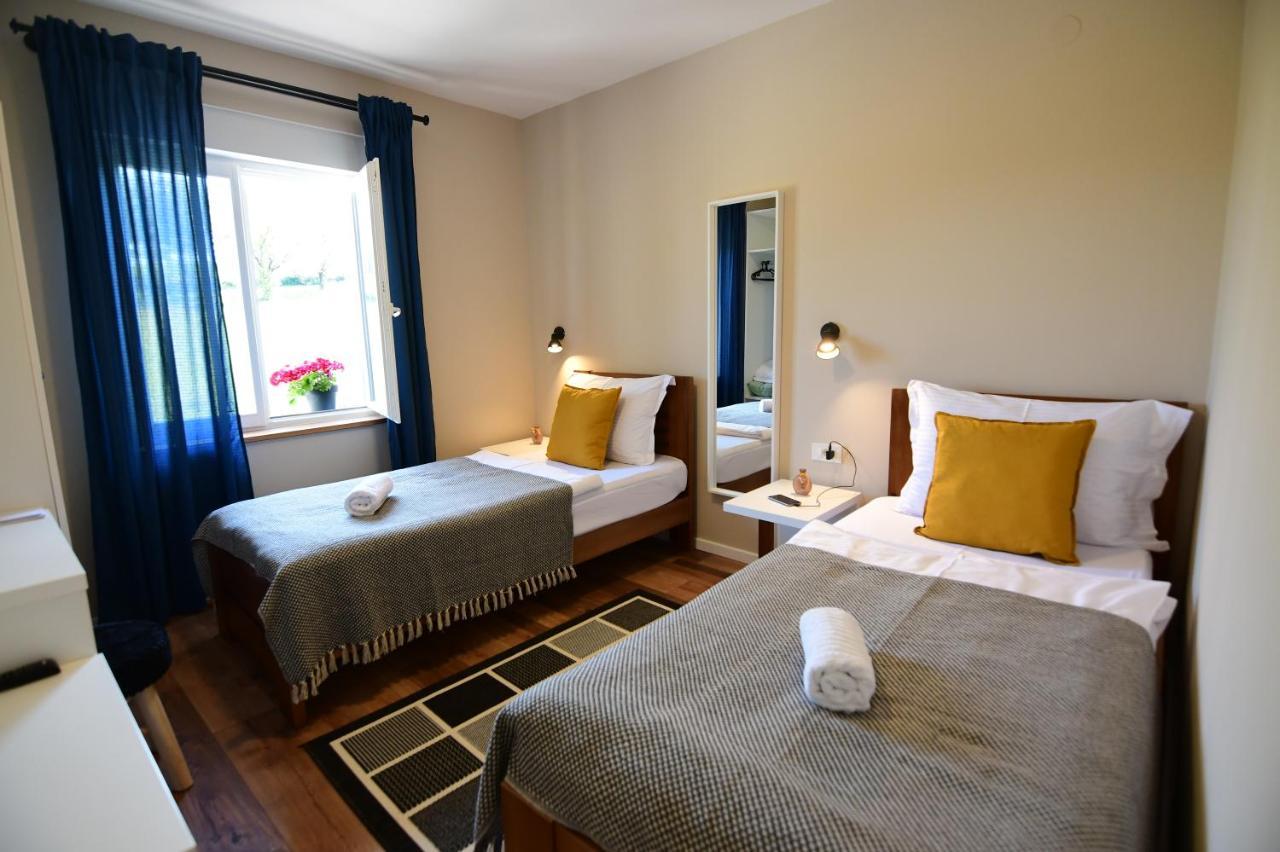 Apartmani Zagi Rakovica Kültér fotó